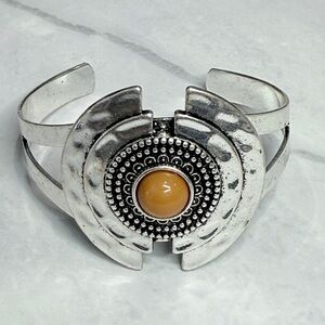 🚨3 for $15🚨 Silver Tone Cuff Bracelet